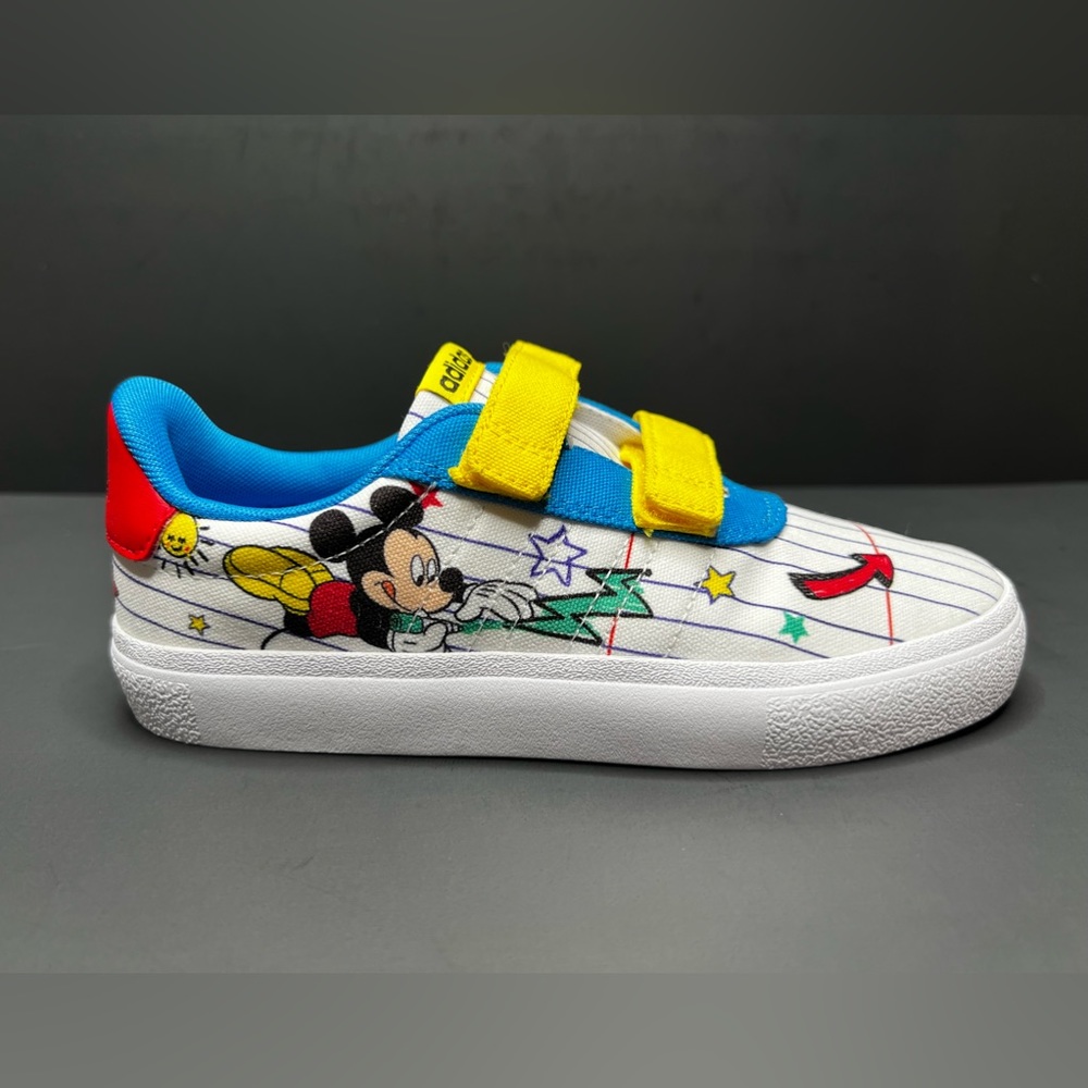 Adidas Unisex-Child Vulc Raid3r Disney Mickey Mouse Skateboarding Shoes size 1.5